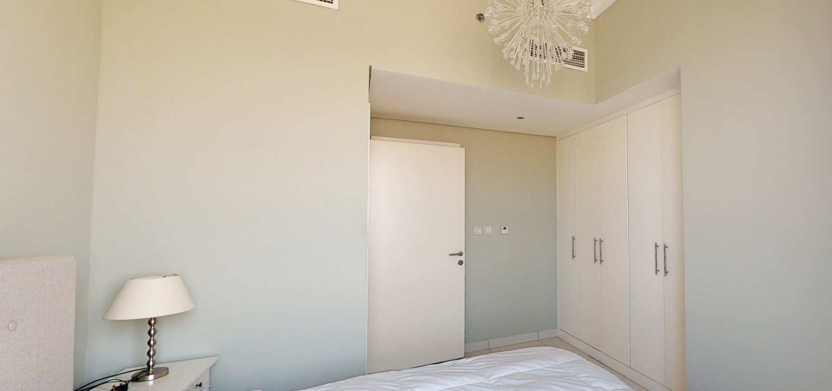 Apartment for sale in Business Bay, Dubai, UAE 2 bedrooms, 173 sq.m. No. 1332 - photo 1