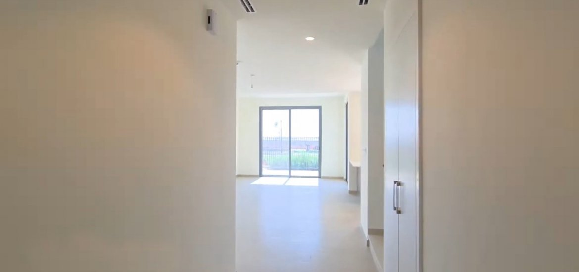 Villa for sale in Emaar South, Dubai, UAE 4 bedrooms, 275 sq.m. No. 1150 - photo 3